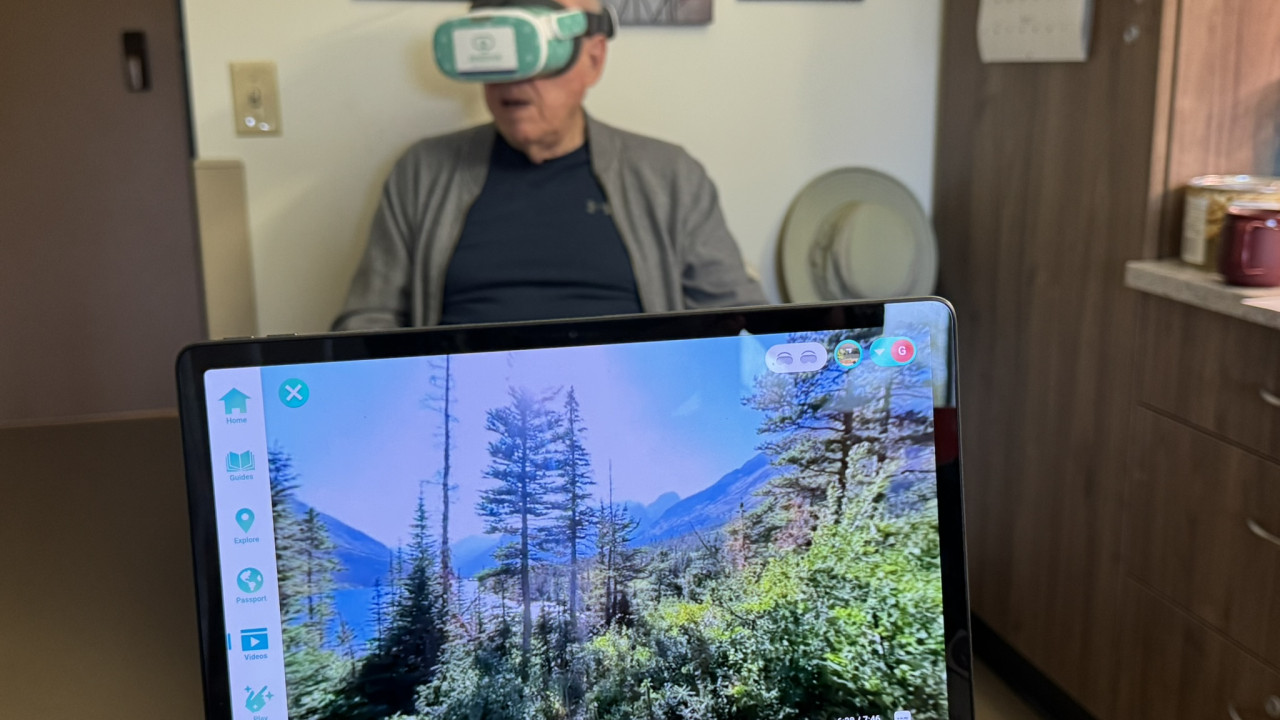 John Kirkland with VR and ipad